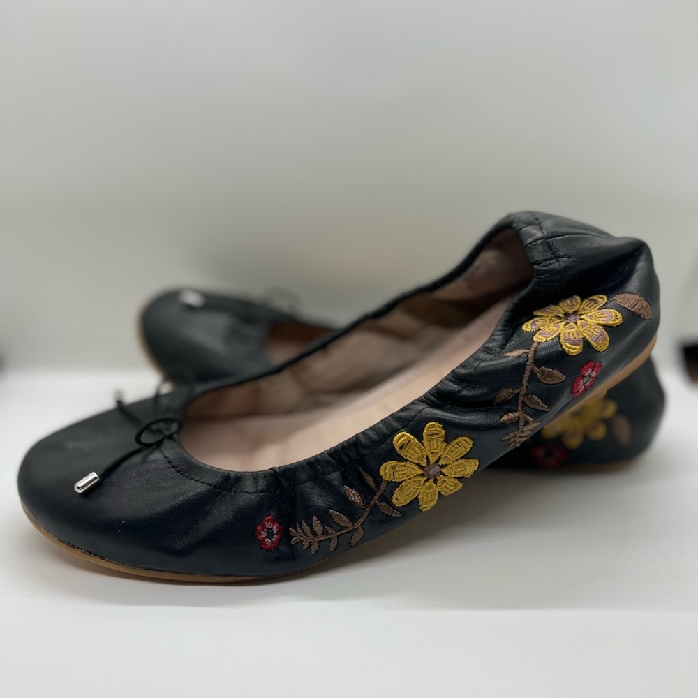 Torrid - Torrid Collection Floral Embroidered Black Ballet Flats